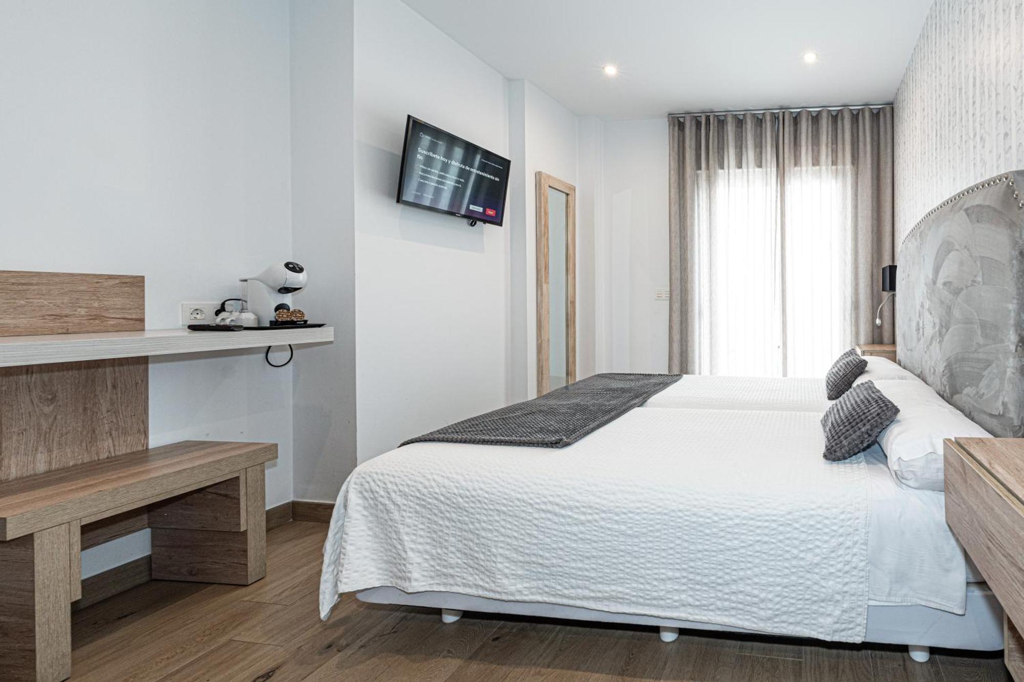 Hostal Boutique Aurora Нерха Екстер'єр фото