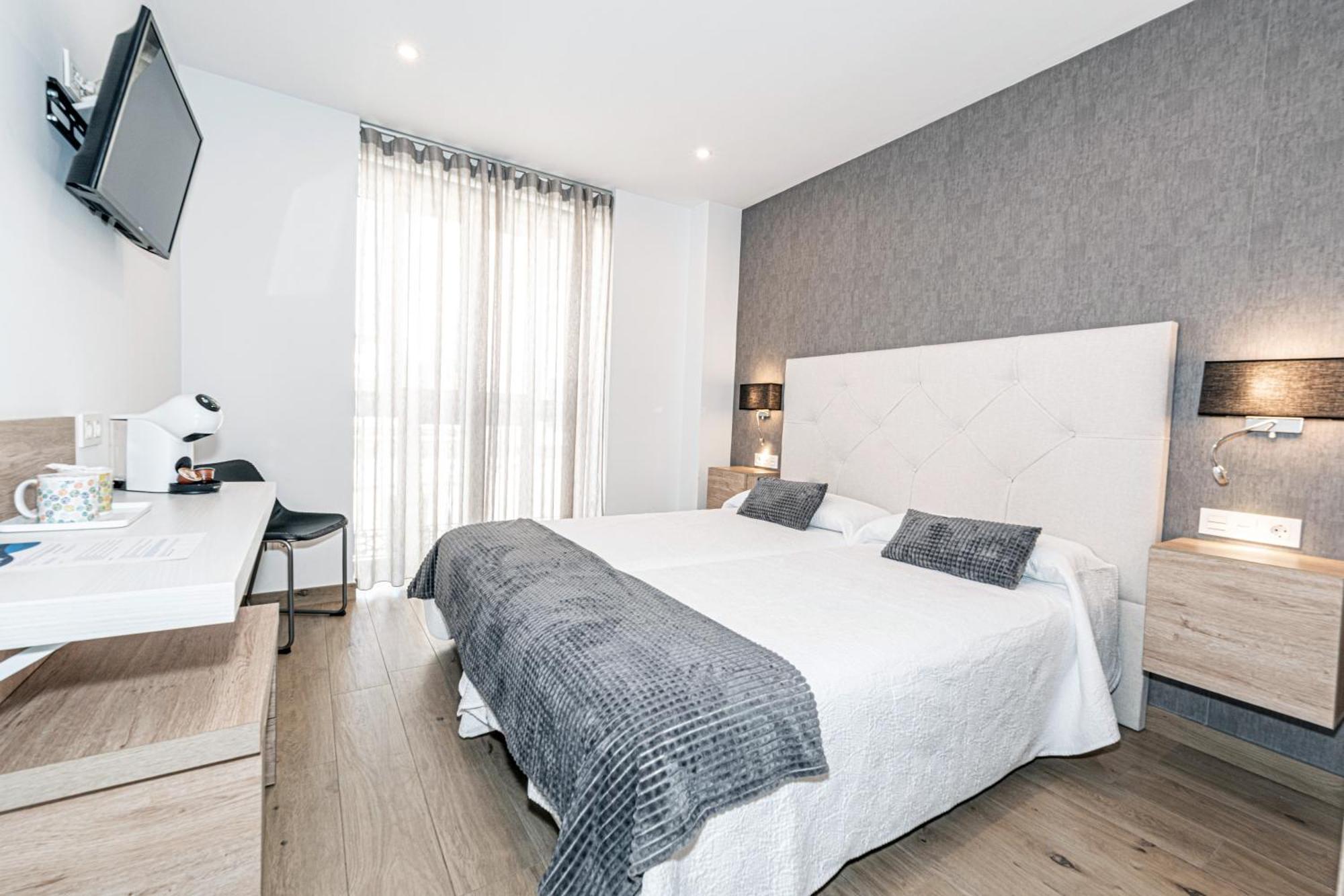 Hostal Boutique Aurora Нерха Екстер'єр фото